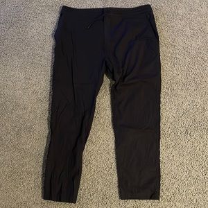 Lululemon black pants